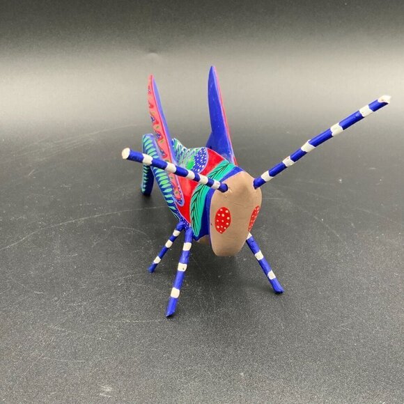 Oaxacan Alebrijes Hand Carved Grasshopper Mexico - Picture 4 of 8